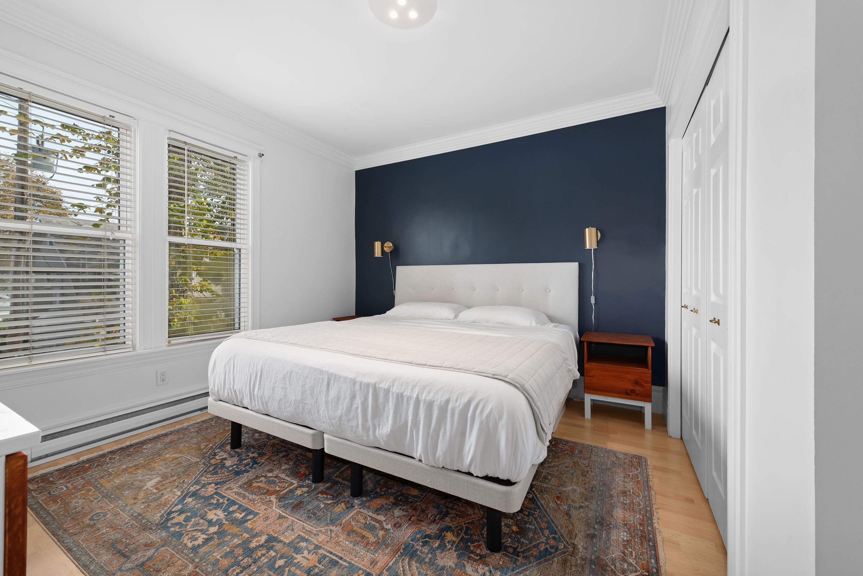 1544 henry st 19