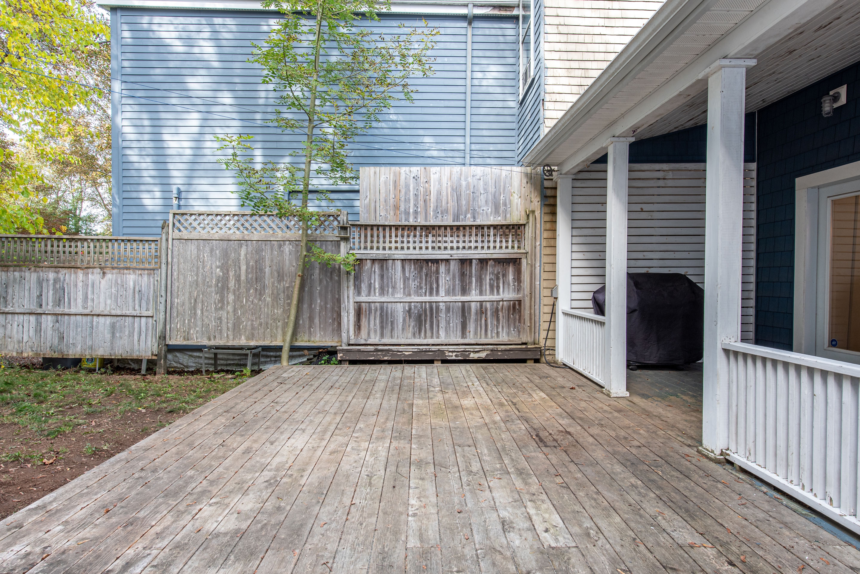 1544 henry st 27